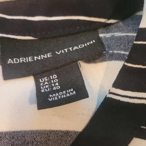 ADRIENNE VITTADINI NEW WITHOUT TAGS DRESS - Picture 3 of 4